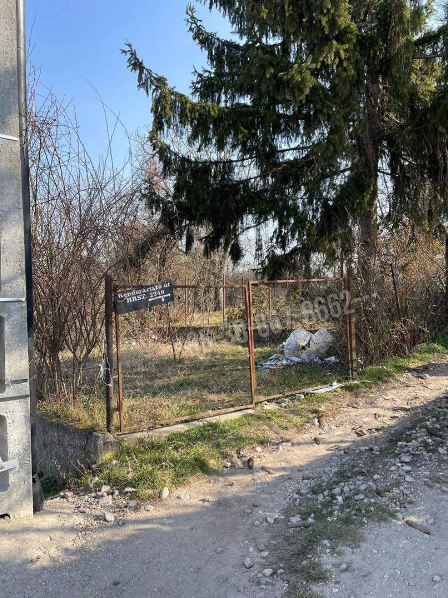 eladó  Építési telek, Dunaújváros