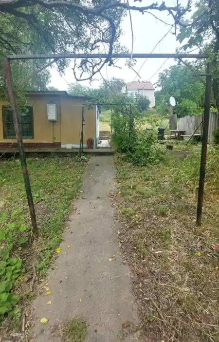 Eladó nyaraló, Kulcs 1 szoba 20 m² 14.5 M Ft