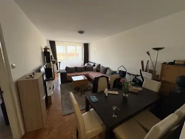 Eladó panellakás, Dunaújváros 2 szoba 59 m² 33 M Ft