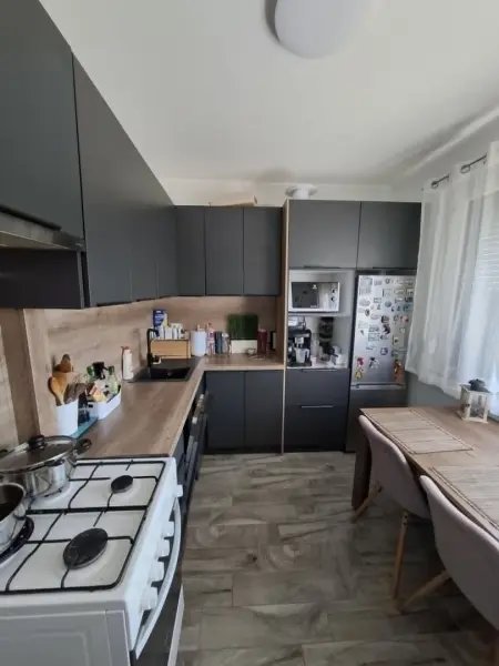 Eladó panellakás, Dunaújváros 1+1 szoba 49 m² 34.9 M Ft