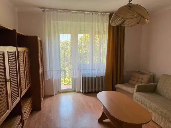 Eladó téglalakás, Dunaújváros 1 szoba 38 m² 28 M Ft