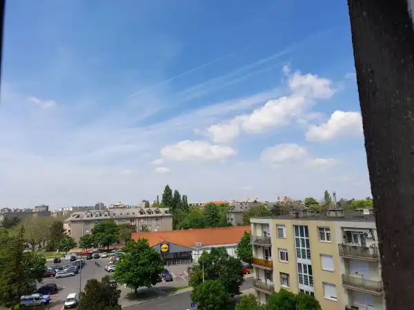 Kiadó panellakás, Dunaújváros 1 szoba 35 m² 80 E Ft/hó