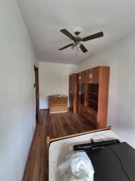 Kiadó panellakás, Dunaújváros 1+1 szoba 46 m² 120 E Ft/hó